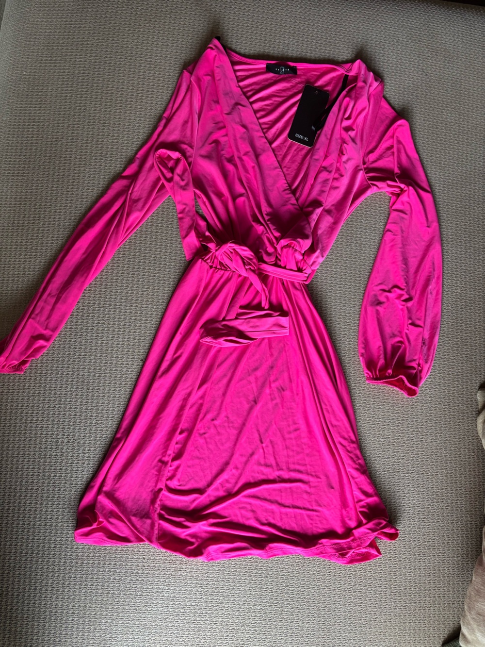 💗 Hot Pink Long Sleeve Wrap Dress 💗
